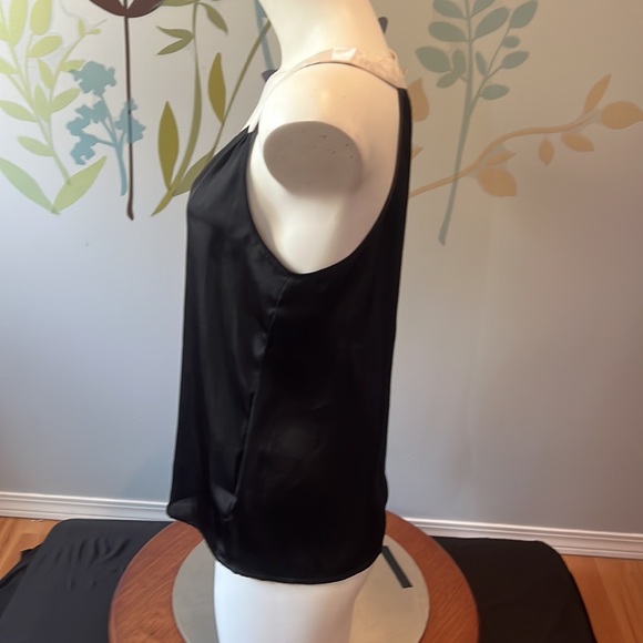 4/$20 Forever 21 Silky Black and white tank - Picture 5 of 6
